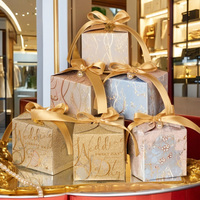 Boîte de bonbons de mariage pailletée de luxe en gros avec ruban de perles faveurs de forme carrée avec logo personnalisé pour les invités douche nuptiale
