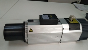 محرك CNC 9KW RPM ISO30 ATC الأكثر مبيعًا لنقش الخشب - Product Image 2