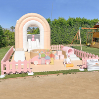 Structure de jeu gonflable extérieure pour tout-petits et enfants, avec piscine à balles beige, aire de jeux souple et portillon, grande capacité