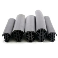 Profilé d'extrusion EPDM Xinhong XHGF-EPDM personnalisé en forme de T, bande d'étanchéité pour panneaux solaires, étanchéité OEM, noir, résistant aux intempéries, joint de module PV