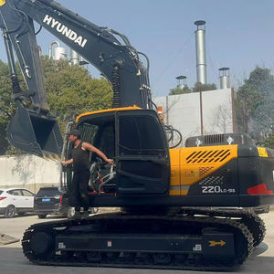 รถขุดไฮดรอลิกแบบตีนตะขาบ ฮุนได 220LC-9S ปี 2019 คุณภาพสูง น้ำหนัก 22 ตัน พร้อมเครื่องยนต์และปั๊มแท้ในตัว - Product Image 1