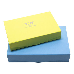 Environmentally Friendly Art Paper Gift <b>Box</b> Recyclable Clamshell <b>Book</b> Shape with Matt Lamination Magnetic Closure for Face Cream - Product Image 5