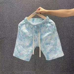 Short tendance d'été taille haute pour hommes, pantalon de plage décontracté, design floral, industriel et lourd - Product Image 3