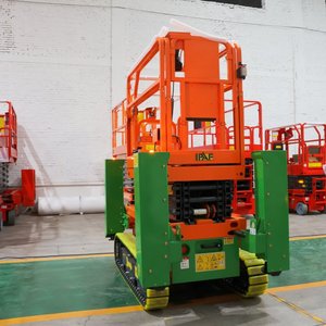 Elevador de tijera sobre orugas con estructura robusta Plataforma de elevación móvil en <span class=keywords><strong>stock</strong></span> - Product Image 4