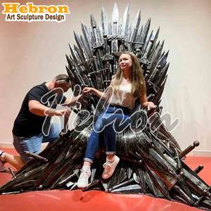 รูปปั้นหุ่นยนต์โลหะขนาดเท่าคนจริง 2 เมตร งานแฮนด์เมด งานฝีมือเหมือนจริง สำหรับตกแต่งภายนอกอาคาร รูปปั้นเดดพูล ตกแต่งแกลเลอรี - Product Image 5