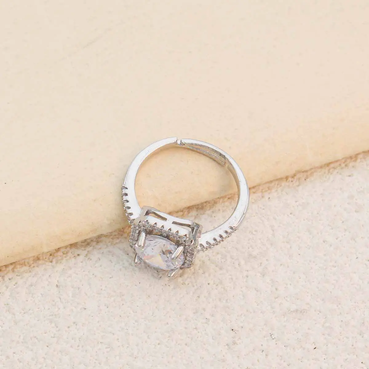 Женское модное кольцо, серебряная медная шестиугольная квадратная инкрустация цирконием, настраиваемая форма для снятия тревожности и снятия стресса