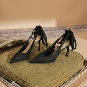 Zapatos de boda de verano de cuero dorado para mujer, color champán, estilo chino, tacón de aguja, punta puntiaguda, con lazo - Product Image 1