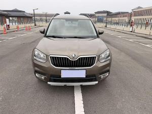 <span class=keywords><strong>Skoda</strong></span> <span class=keywords><strong>Yeti</strong></span> 4x4 d'<span class=keywords><strong>occasion</strong></span>, SUV compact allemand, économique en carburant, durable et fiable, idéal pour les trajets en ville et les voyages en famille - Product Image 3