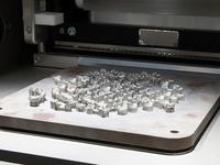 Partenaire de fabrication OEM tout-en-un, produits en plastique et en métal sur mesure de haute qualité, réalisés grâce aux procédés d'impression 3D de précision