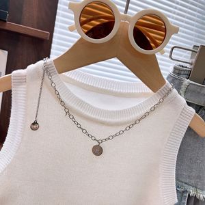 Nouvelle mode Ensemble de vêtements pour filles 2 pièces Top en tricot sans manches uni + <span class=keywords><strong>Jupe</strong></span> en <span class=keywords><strong>jean</strong></span> patchwork en <span class=keywords><strong>tulle</strong></span> Tenues pour filles - Product Image 3