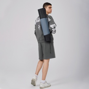 Conjuntos <span class=keywords><strong>de</strong></span> pantalones cortos <span class=keywords><strong>de</strong></span> poliéster reciclado <span class=keywords><strong>de</strong></span> algodón orgánico polar 350 Gsm personalizados para <span class=keywords><strong>hombre</strong></span>, conjunto <span class=keywords><strong>de</strong></span> pantalones cortos y Sudadera con capucha <span class=keywords><strong>de</strong></span> dos piezas Unisex <span class=keywords><strong>de</strong></span> alta calidad - Product Image 2