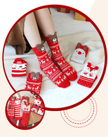 Nouvelles Chaussettes de Noël pour Femmes, Modèle Hiver, à Motifs Dessin Animé, Tricotées, Écologiques, Respirantes, Colorées et Amusantes