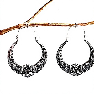 <b>Silver</b> Plated Tribal Hoop Earring for Women Featuring Diamond and Pearl for Wedding Party or Gift - Product Image 3