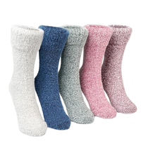Chaussettes en peluche en vrac Chaussettes d'hiver thermiques ultra douces pour femmes hommes, chaussettes de maison confortables antidérapantes en gros dans des couleurs unies