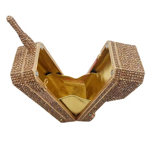 Pochette de soirée en forme de téléphone pour femme, ornée de strass brillants, idéale pour mariage ou cadeau - Product Image 4