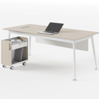 Mobili per ufficio su misura High-end Design moderno in legno a forma di L tavolo direttore direttore CEO boss Desk