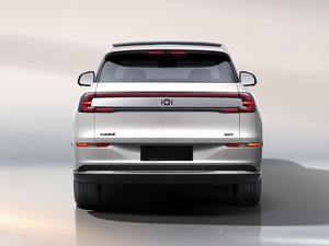 2025 Changan Qiyuan Q07 Nouveau véhicule énergétique sur une autonomie de 1,400 km avec une IA Tianshu de bout en bout multimodale - Product Image 4