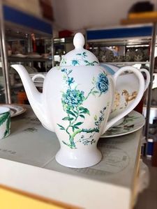 Achat fou d'un service de table en céramique à motif floral et d'oiseaux vert européen - Product Image 2