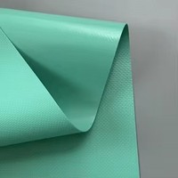 Rouleau de bâche PVC anti-fongique et résistant aux UV à prix compétitif, tissu PVC robuste 650 GSM pour la protection des empilages de soja et de maïs
