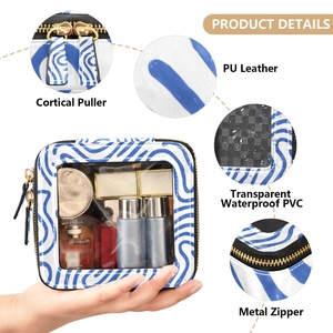 Bolsa de Maquillaje de Viaje Personalizada con Diseño de Puakenikeni de Hawái, Estética Y2K, Retro, con Estampado en Espiral - Product Image 5