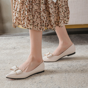 High Quality 33-43 Large Size Ladies <b>Pointed</b>-toe Ballet Flats <b>Light</b> Weight Breathable Microfiber Upper Soft-soled White Black - Product Image 6