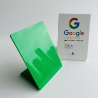 Présentoir de table Nfc en acrylique coloré à impression personnalisée Stand Tap Google Review
