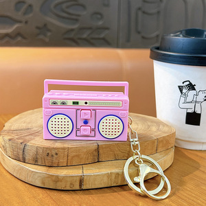 Mini Grabadora <span class=keywords><strong>de</strong></span> Llavero <span class=keywords><strong>de</strong></span> PVC con Diseño <span class=keywords><strong>de</strong></span> Dibujos Animados, Colgante Creativo, Regalo para Mochila Escolar o para Parejas, Venta al por Mayor, Pequeño Llavero con <span class=keywords><strong>Radio</strong></span> - Product Image 5