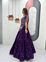 Supplier India Lehenga Choli Sutra Vichitra Mewah Desainer dengan Bordir untuk Pesta Pengantin dan Pakaian Pernikahan Tersedia untuk Dijual