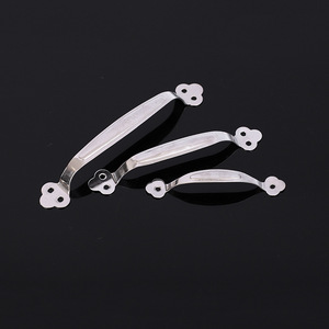 Manijas de Acero Inoxidable para Gabinetes, Diseño de Flor de Ciruelo, 5, 6 y 8 Pulgadas, Forma de Arco, Superficie Cepillada, Diseño Tradicional, Antioxidante - Product Image 1