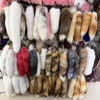 Porte-clés en queue de renard colorée en gros, 40 cm, véritable pendentif en queue d'animal moelleuse, joli breloque de sac, décoration de sac à dos, porte-clés de voiture, cadeau