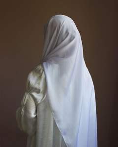 Muna Satin Hijab Satén Arrugado Hijab Bufandas a todo color Chal Satin <span class=keywords><strong>Crepe</strong></span> Bufanda brillante para mujer Bufanda arrugada - Product Image 6