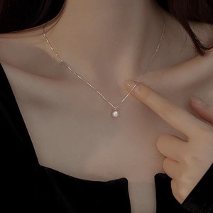 Collier clavicule en argent 925 de style français pour femme avec un pendentif en perle d'eau douce, luxe haut de gamme, style français léger - Product Image 3