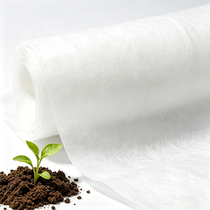 Vente en gros usine – Tissu non tissé en PP spunbond blanc, matière première de 20-50 g/m² pour la protection des plantes contre le gel en agriculture - Product Image 1