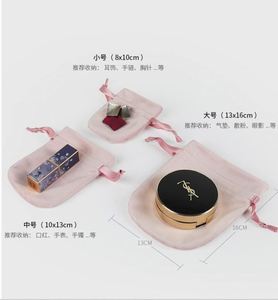 ถุงผ้ากำมะหยี่/ปอกระเจาแบบรีไซเคิลได้ พิมพ์ลายสกรีน ปั๊มฟอยล์ ปั๊มร้อน โลโก้สั่งทำ สำหรับงานแต่งงาน - Product Image 3