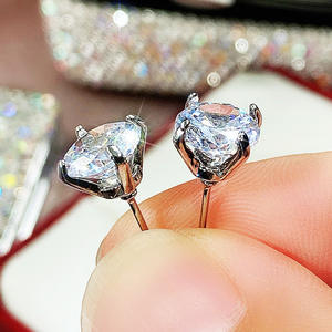 E1369 Pendientes de diamantes de 6 x 6 mm, cuadrados, sintéticos, cultivados en laboratorio, joyería clásica para mujer - Product Image 4