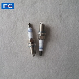 Trung Quốc bugi nhà máy bán buôn xe bugi wr7dc w7dc w7dtc fr7dc + 8 tự động tia lửa cắm trong enine bộ phận - Product Image 5