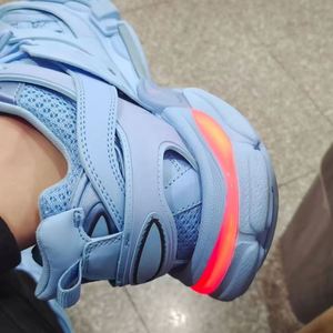 Factory Wholesale Retro Fashionable Trendy Brand 3.0 LED Shoes <b>for</b> Heightening,running Shoes <b>for</b> Both Men and Women Sports Shoes - Product Image 4