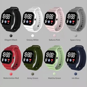 Montre électronique numérique LED à motif football <span class=keywords><strong>pour</strong></span> enfants, boîtier carré avec fonction plongée, vente en gros à prix réduit - Product Image 5
