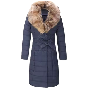Abrigo Largo Acolchado Casual para Mujer con Logotipo Personalizado al por Mayor, Capucha de Piel, Forro de Poliéster y Nailon Transpirable, Lona Impermeable para Invierno - Product Image 1