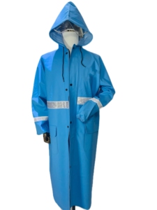Impermeable Industrial de PVC Azul Resistente con Cinta Reflectante y Logotipo Personalizado en la Espalda - Product Image 1