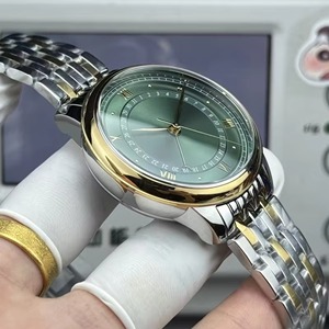 Reloj de Hombre Mecánico Automático de Lujo con Esfera Verde Sunray, Fecha, Dos Tonos en Oro Amarillo, Caja de Acero 316L y Luminiscencia - Product Image 4