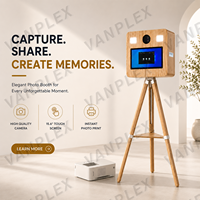 Machine de photomaton personnalisée avec coque en bois, trépied, appareil photo reflex numérique et écran tactile 15,6 pouces pour les entreprises de photographie de mariage