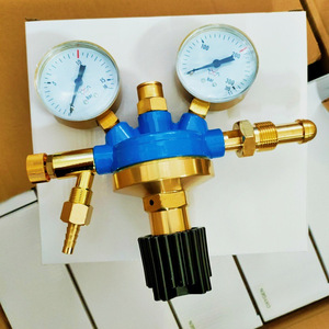 Regulador de Presión de Oxígeno Estilo Suizo para Tipo Gloor, Regulador de Presión de CO2/Etileno/Propano Estilo Italiano/Alemán - Product Image 1
