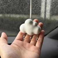 Pendentif diffuseur de parfum pour voiture en forme de nuage et goutte de pluie, avec pierre de guérison et lumière, ornement décoratif pour femme