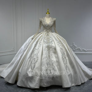 Robe de mariée Jancember XS225 exclusive, col en V, satin, perles et glands - Product Image 1