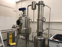 Évaporateur sous vide à racleur en acier inoxydable pour la raffinage d'huile de poisson et d'huile alimentaire et la distillation de produits chimiques thermosensibles