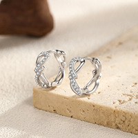 Boucles d'oreilles nœud d'amour en argent 925 plaqué rhodium - Boucles d'oreilles classiques en zircon pour cadeau et occasions de fête