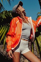 Veste Anorak Coupe Décontractée Légère en Tissu Technique Colorblock Coupe-Vent Isolée et Pliable pour Femme – Idéale pour la Randonnée et le Sport