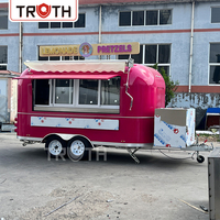 Remorque de cuisine mobile commerciale Truth avec rôtissoire à poulet, cuisine complète et chariot alimentaire en acier inoxydable