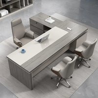 Bureau en forme de L moderne, mobilier de travail pour PDG, cadre exécutif, gestionnaire informatique, bureaux de luxe pour la pièce, table de conception moderne et ensemble de chaises